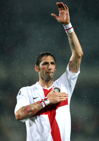 意媒：国米中卫帕拉西奥斯伤情反复，可能接受手术并缺阵数月（意媒称国米中卫帕拉西奥斯伤势反复 或将接受手术缺席数月）