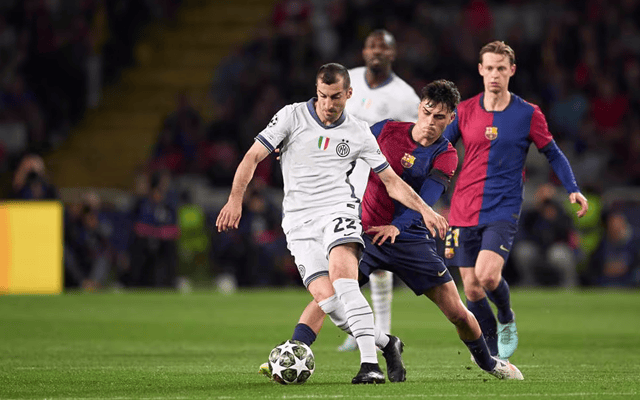 德天空&图片报：奥格斯堡已解雇瓦格纳，球队3胜1平8负排第14（图片报与德天空：奥格斯堡解雇瓦格纳，战绩3胜1平8负暂列第14）