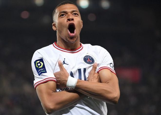 纳什：篮网三巨头共同上场仅16次，是执教期间最大的遗憾