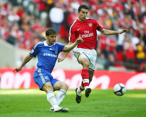 德转朱艺：阿里执法亚冠上海申花客战广岛三箭（德转朱艺：亚冠阿里主哨，申花客场挑战广岛三箭）