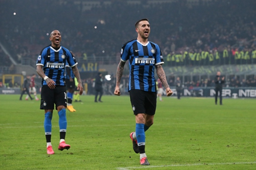 意媒：多队盯国米17岁中卫布雷达，国米看好球员天赋无意放人（意媒：多队追逐国米17岁中卫布雷达，国米看重其天赋不打算放人）