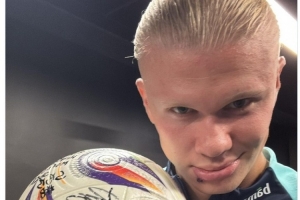 媒体人：海牛称兰克尔·泽经常擅自离队、缺席训练，因此拒绝续约（媒体人透露：海牛因兰克尔·泽屡次擅自离队缺训，决定不再续约）